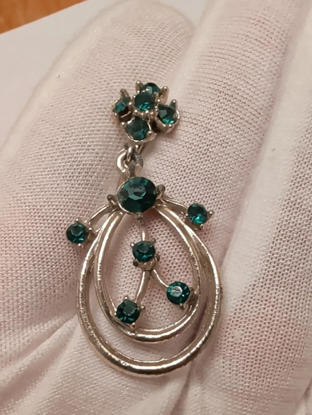 Vintage Silver-Tone Teardrop Screw Back Earrings with Emerald Green Rhinestones